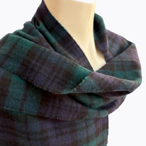 Howlin Scotland 100% Lambswool Plaid Scarf 🇬🇧– Black Watch Tartan - Picture 3 of 10